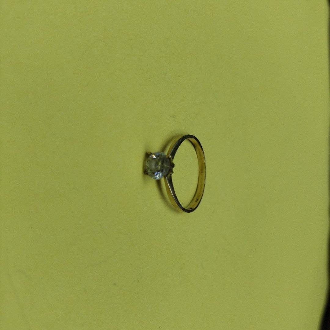 SOLITARIO ORO 10 K 1,50 GRMS (SEMINUEVO)