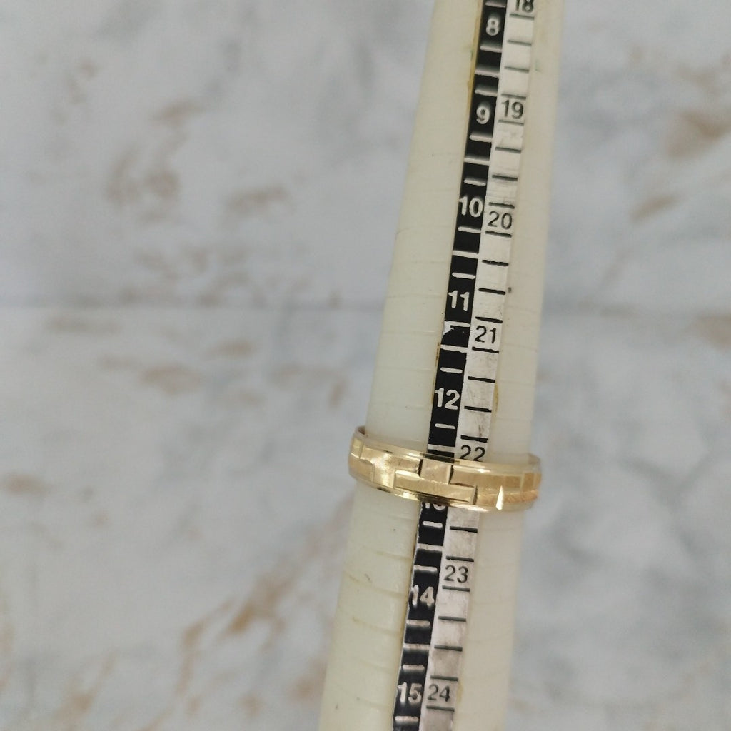 ARGOLLA. ORO. 14 K 6.8 GRMS (SEMINUEVO)