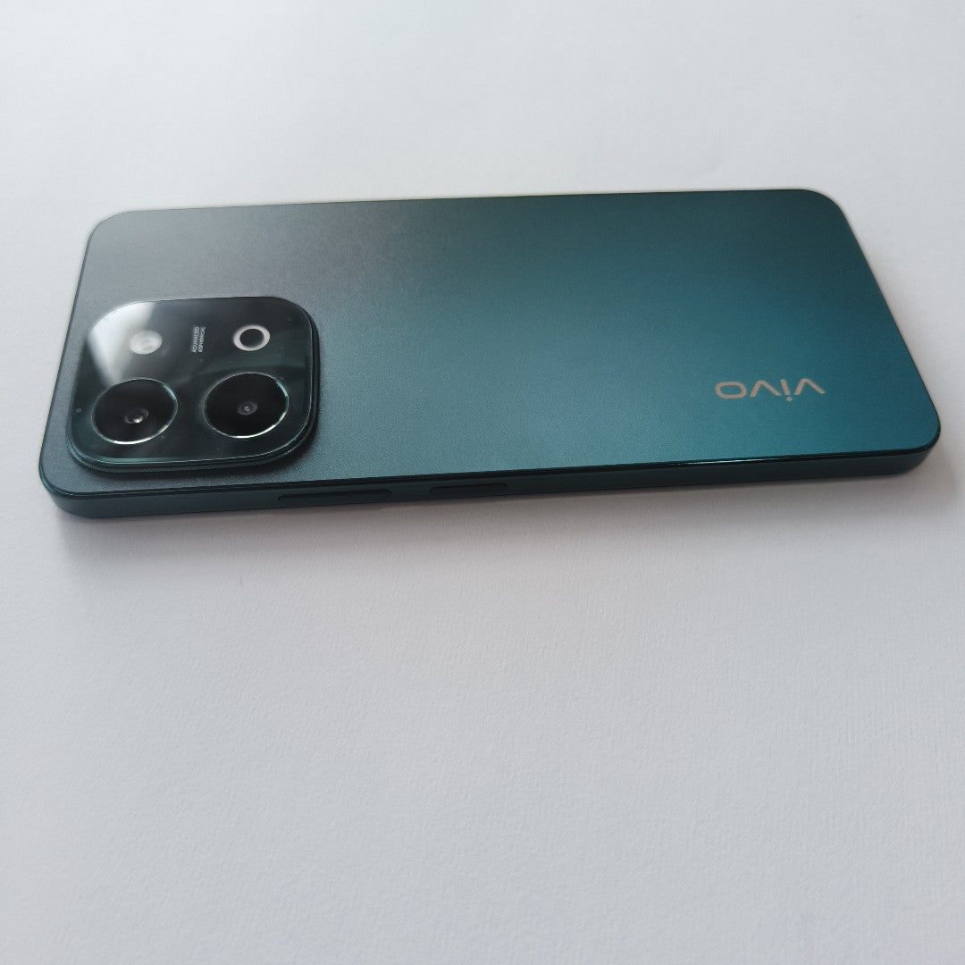 CELULAR VIVO Y28 V2352 256 GB 8 GB RAM (SEMINUEVO)