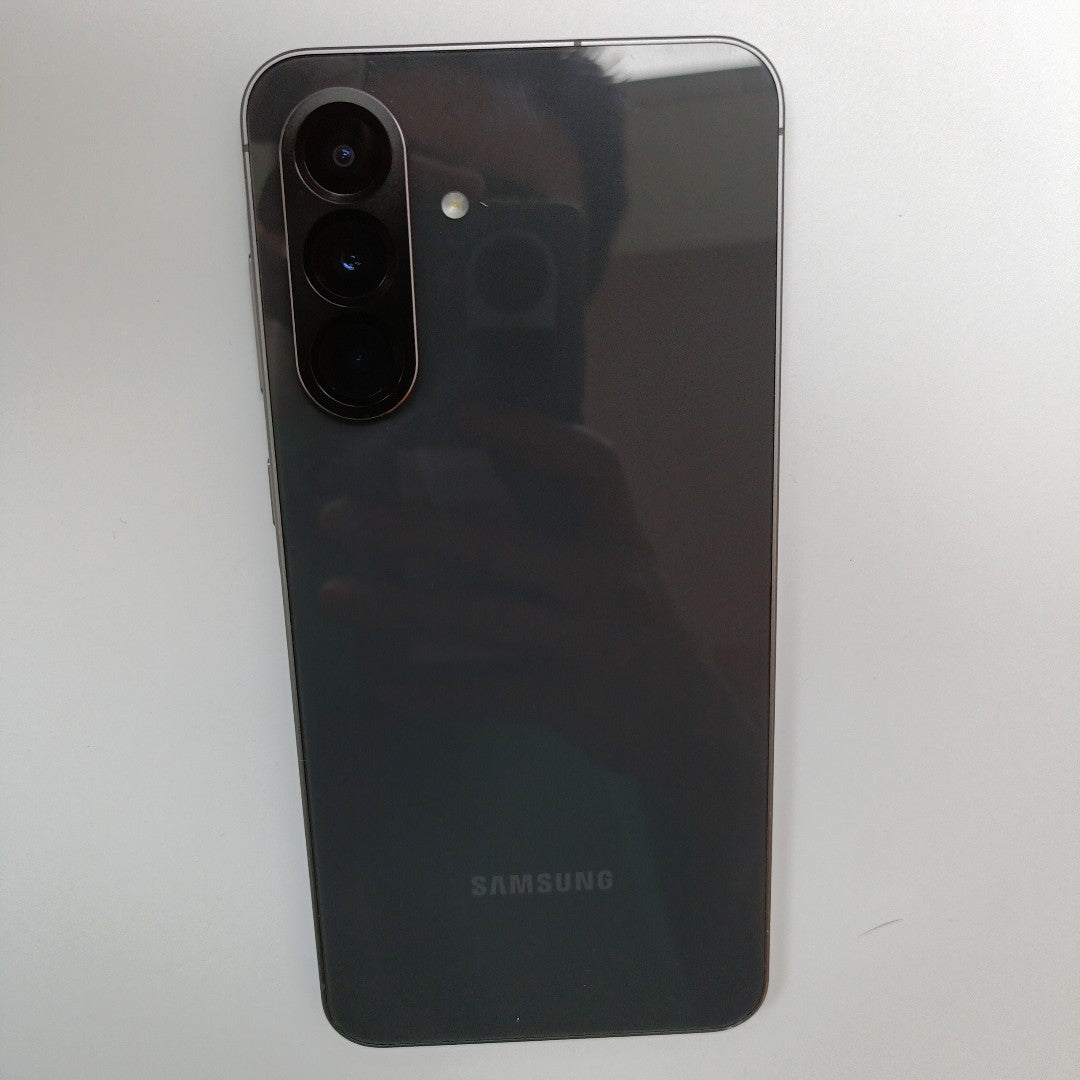 CELULAR SAMSUNG GALAXY A56 SM-A566E (2025) 256 GB 8 GB RAM (SEMINUEVO)