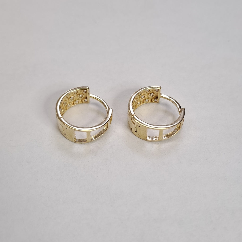 HUGGIES ORO 14K 2.7 (NUEVO)