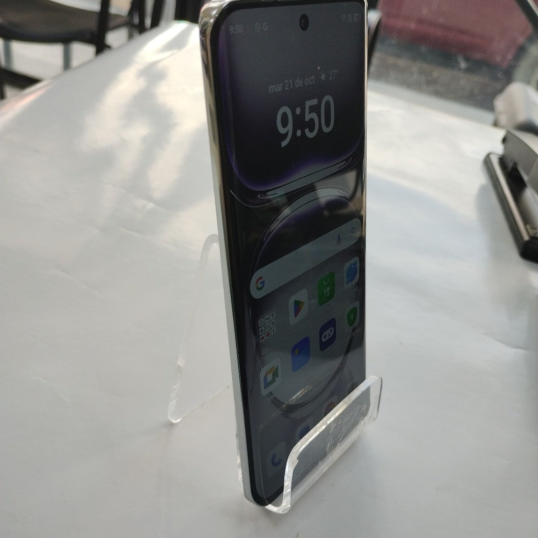 CELULAR OPPO   RENO12 5G CPH2625 (2024) 512 GB 12 GB RAM