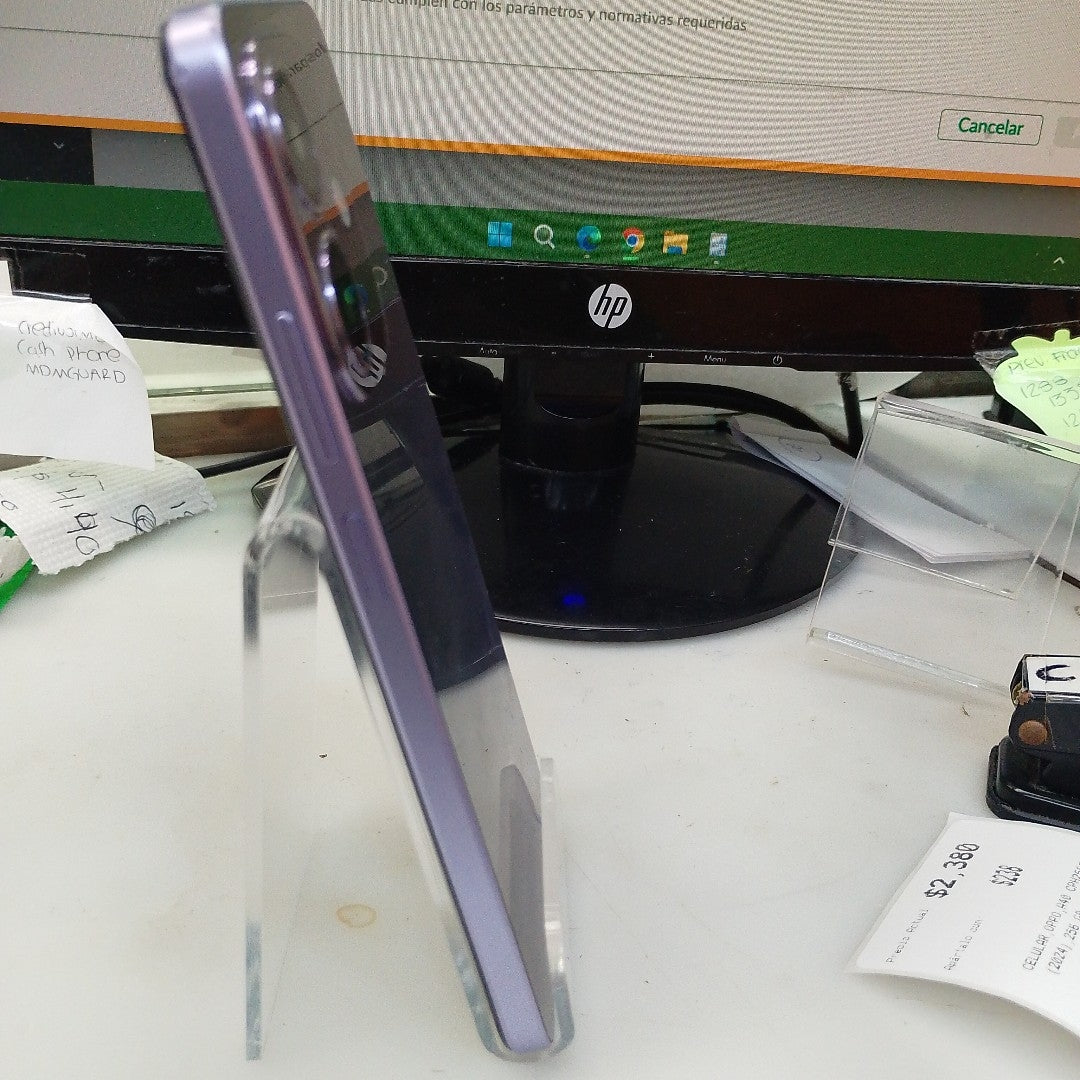 CELULAR OPPO  A40 CPH2669 (2024) 256 GB 4 GB RAM