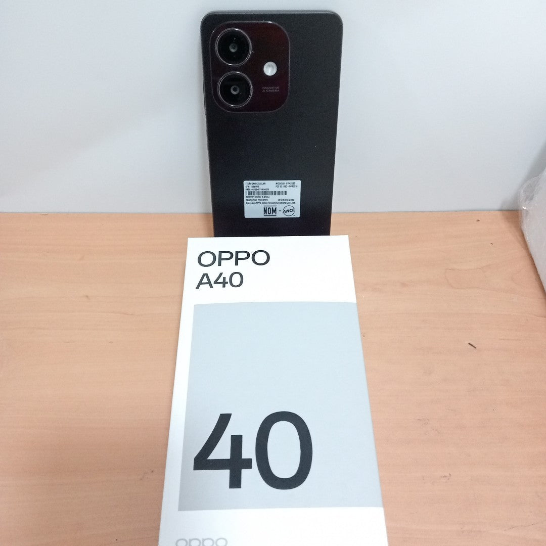 CELULAR OPPO  A40 CPH2669 (2024) 256 GB 4 GB RAM (SEMINUEVO)