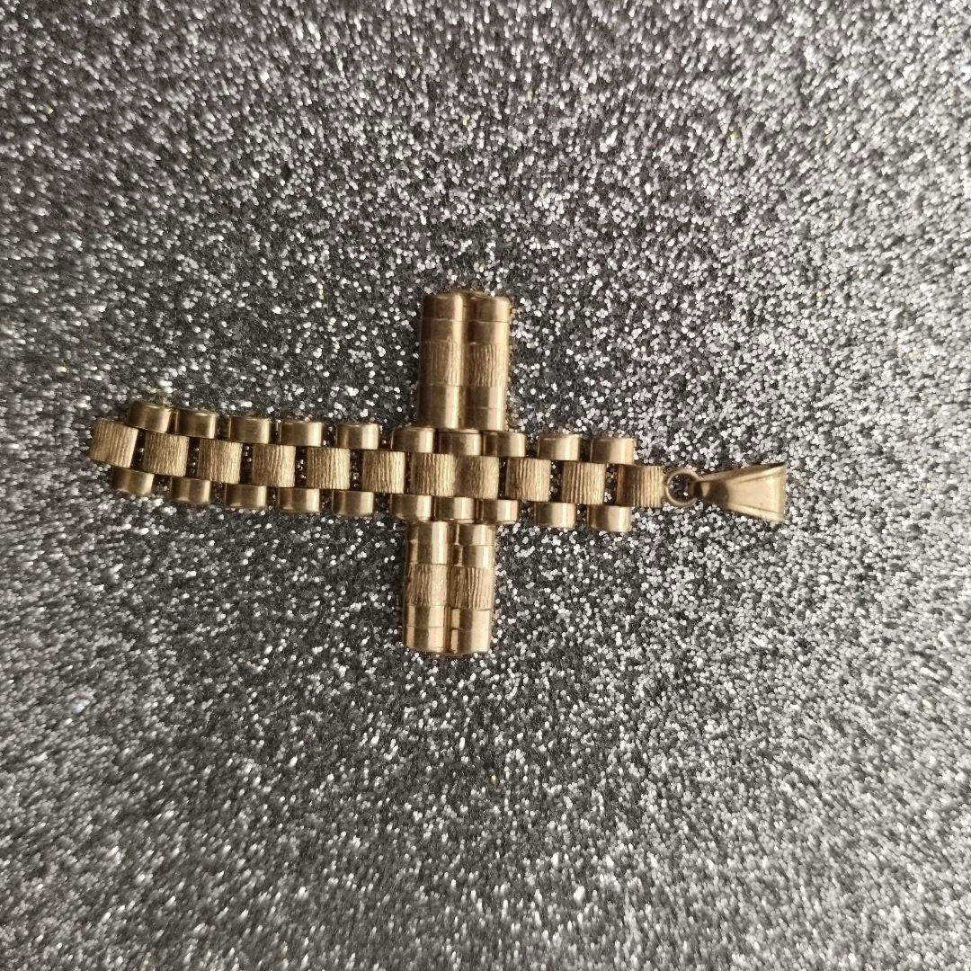 CRUZ. ORO. 14 K 2.8 GRMS (SEMINUEVO)