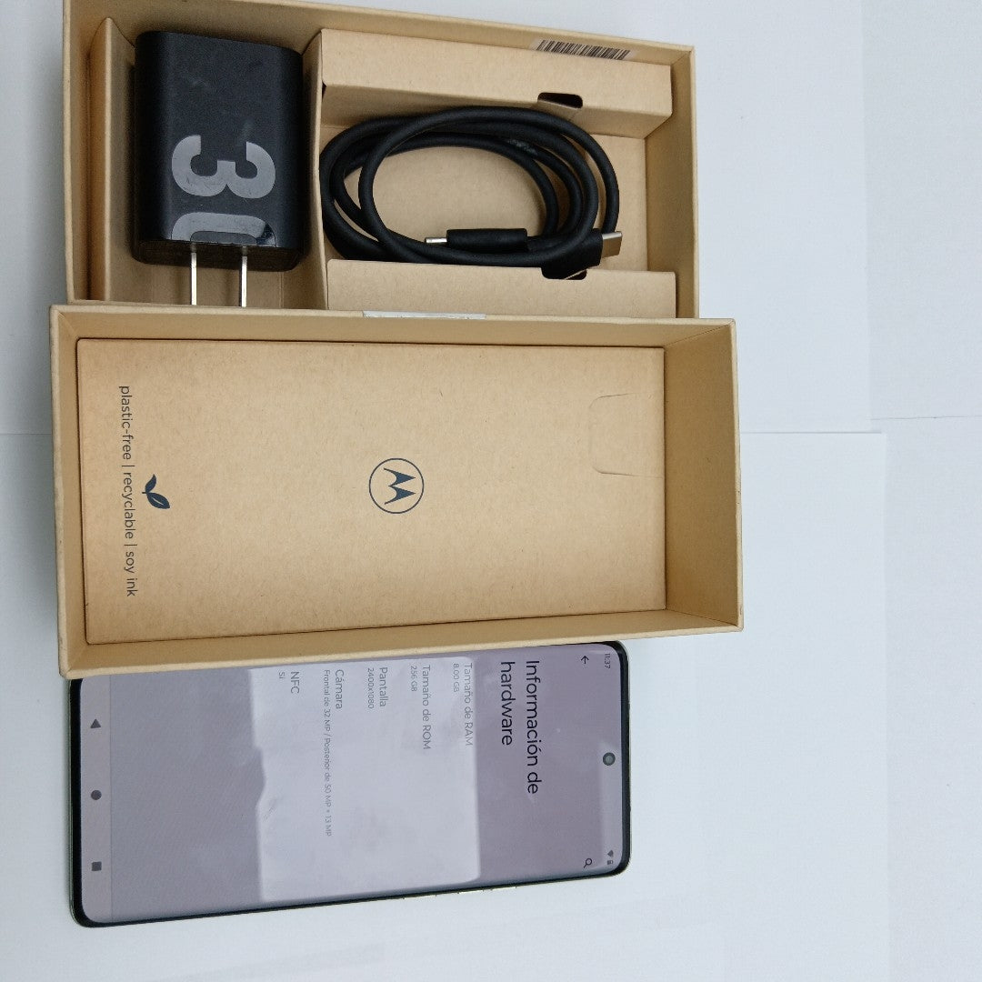 CELULAR MOTOROLA EDGE 40 XT2303-2 (2023) 256 GB 8 GB RAM (SEMINUEVO)