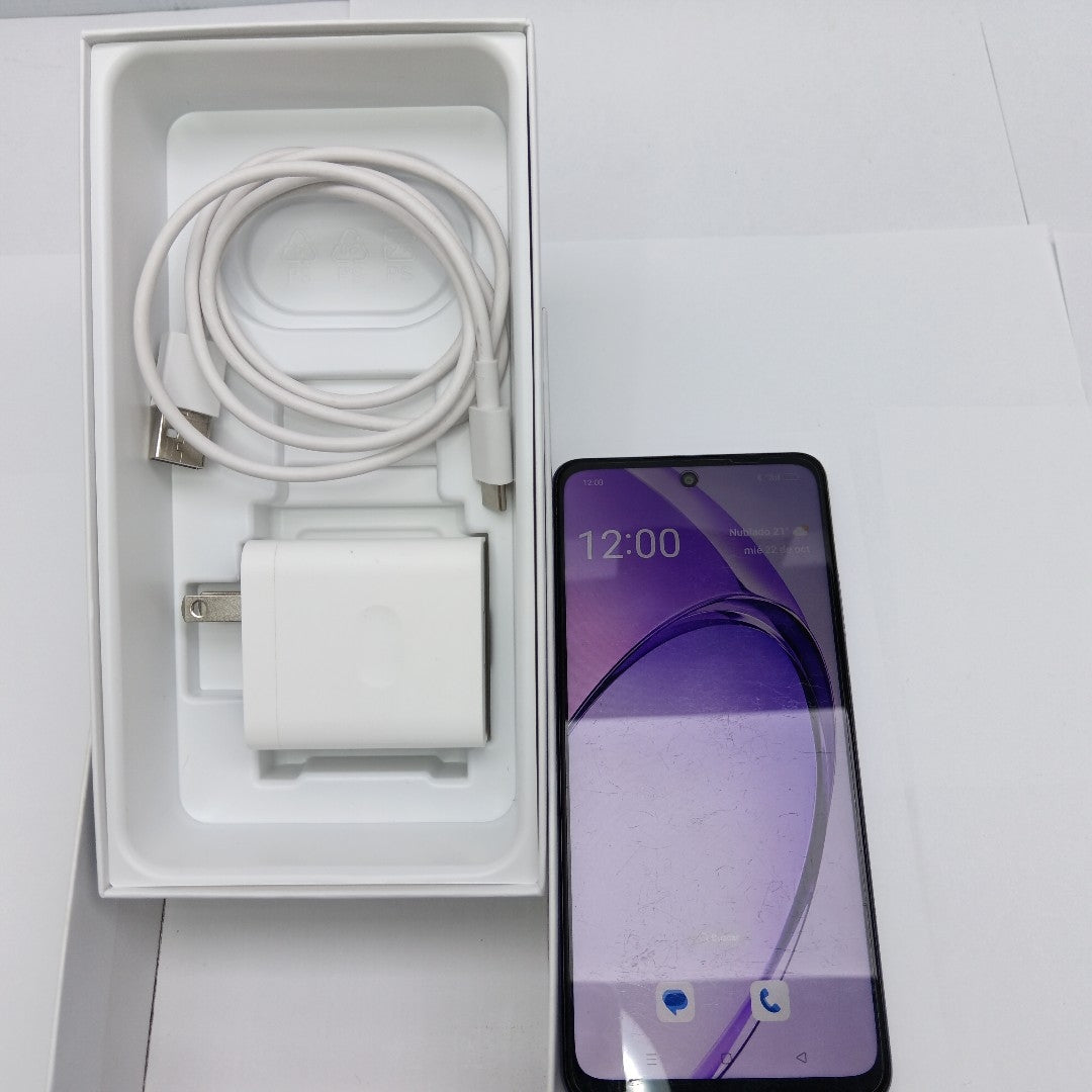 CELULAR OPPO  A40 CPH2669 (2024) 256 GB 4 GB RAM (SEMINUEVO)