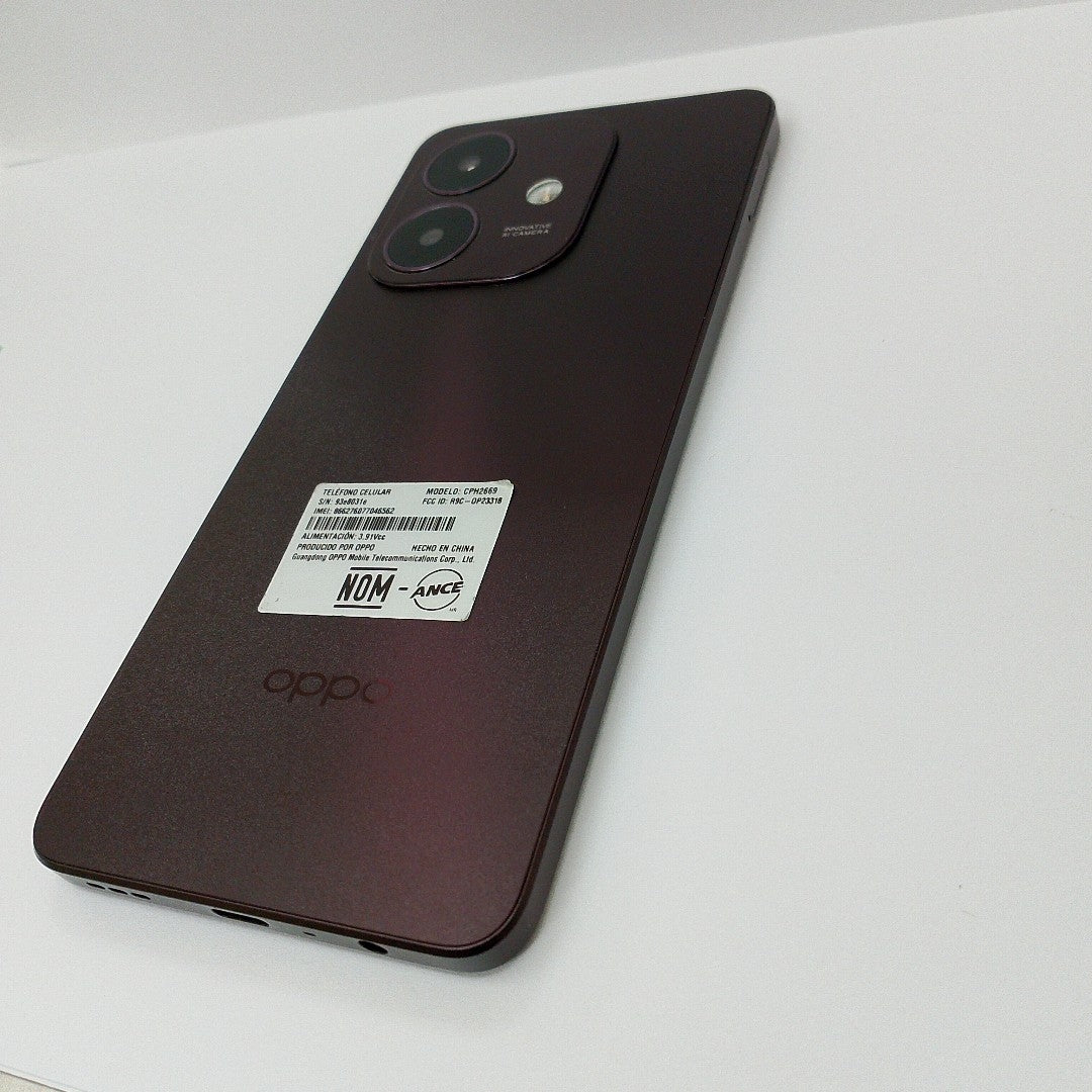 CELULAR OPPO  A40 CPH2669 (2024) 256 GB 4 GB RAM (SEMINUEVO)