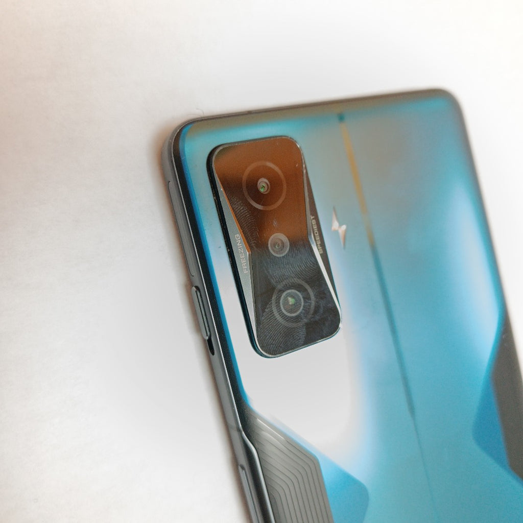 CELULAR XIAOMI POCO F4 GT 21121210G 256 GB 12 GB RAM (SEMINUEVO)