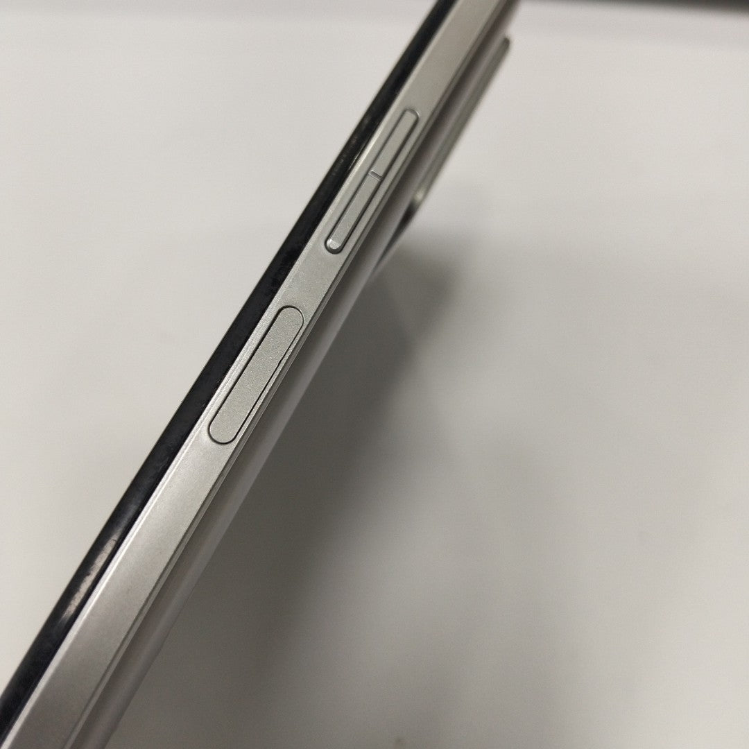 CELULAR MOTOROLA MOTO G32 XT2235-1 128 GB 4 GB RAM (SEMINUEVO)