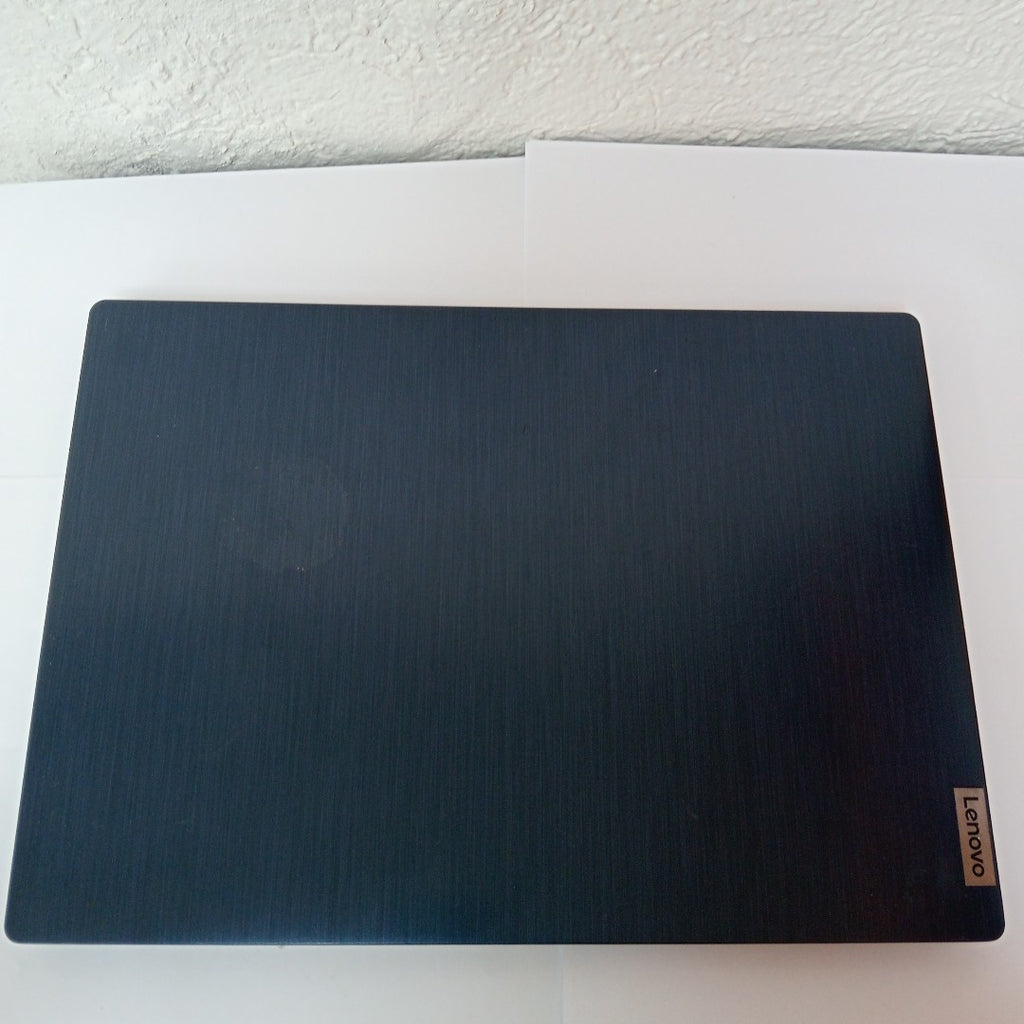 LAPTOP LENOVO IDEAPAD 3 14IGL05 (2022) 1 TB 8 GB RAM (SEMINUEVO)