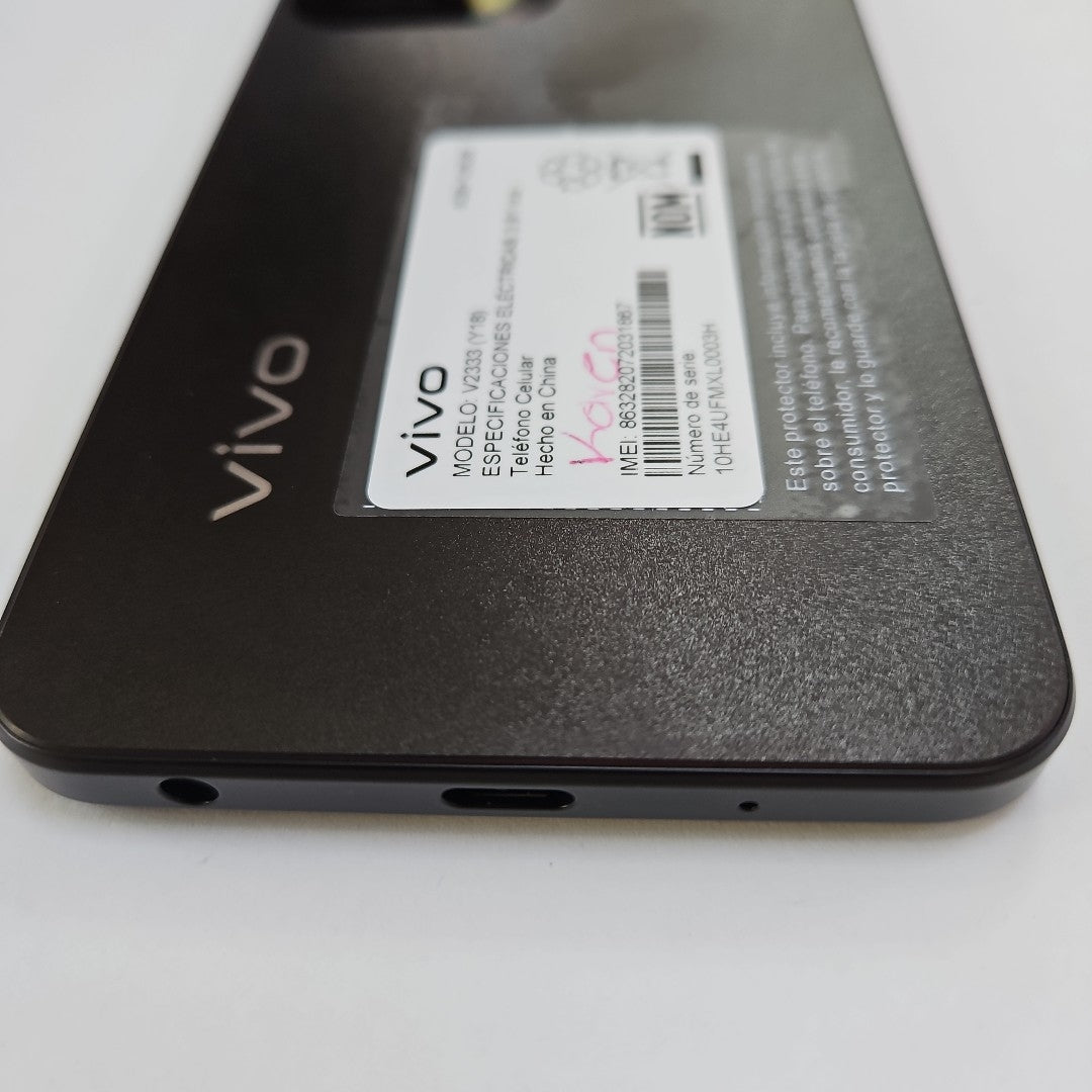 CELULAR VIVO Y18 V2333 128 GB 6 GB (SEMINUEVO)
