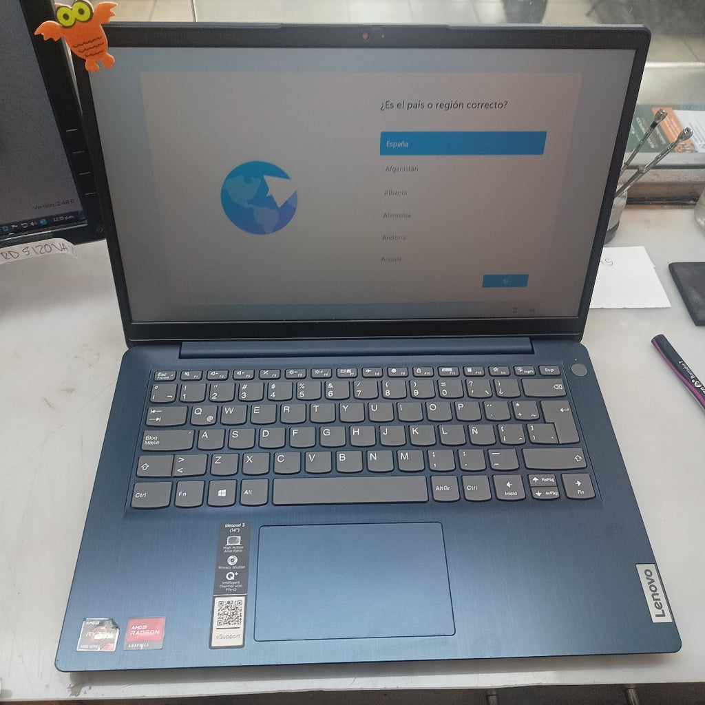LAPTOP LENOVO IDEAPAD 3 14ALC6 (2022) 512 GB SSD 8 GB RAM (SEMINUEVO)