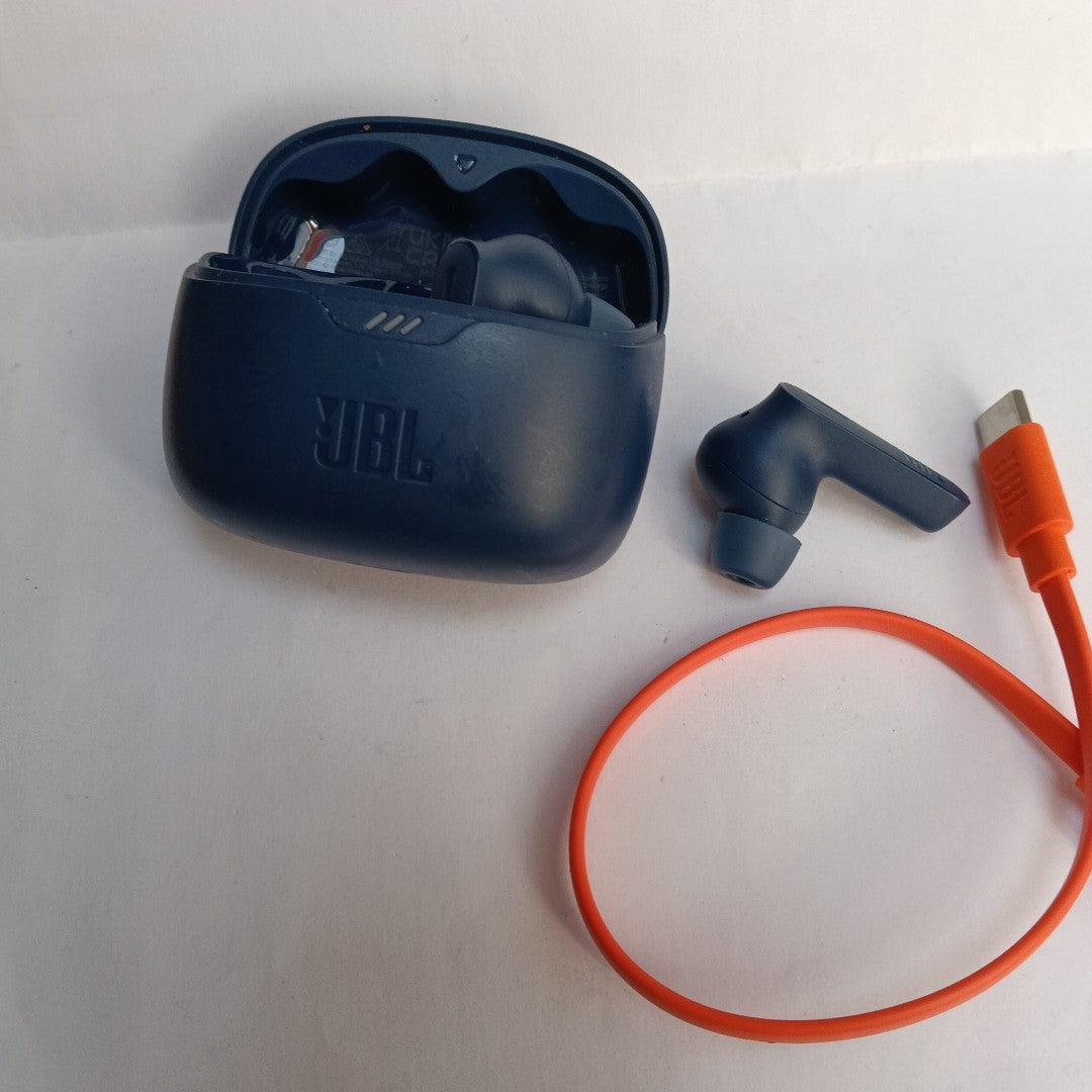 AUDIFONOS JBL TUNE BEAM INALAMBRICO IN EAR (SEMINUEVO)