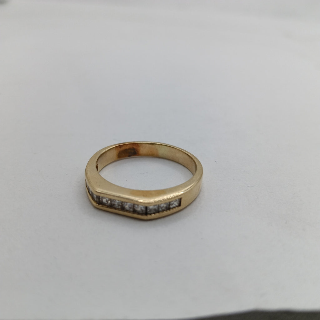 ARGOLLA. ORO. 14 K 4.3 GRMS (SEMINUEVO)