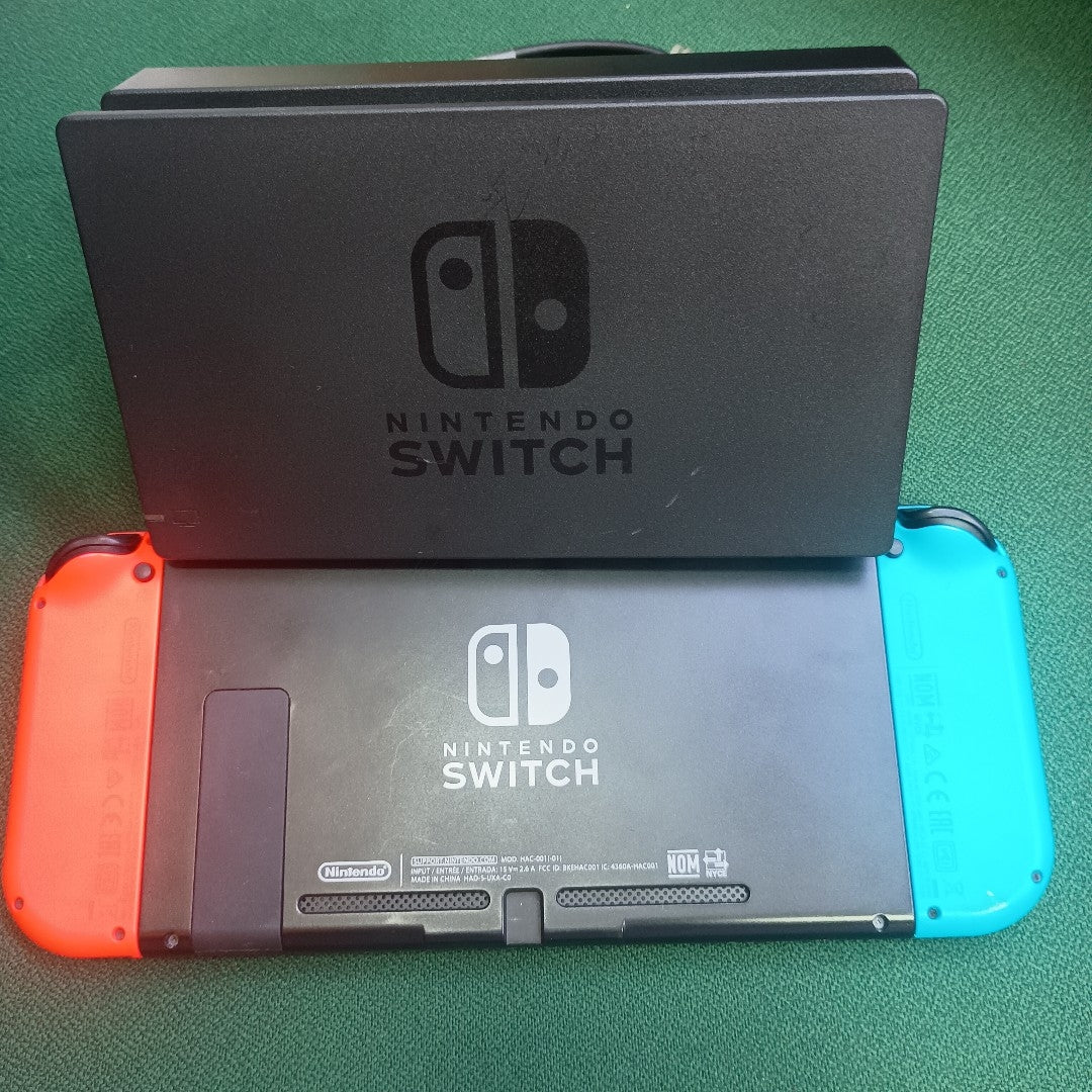 CONSOLA DE VIDEOJUEGO NINTENDO SWITCH OLED 64 GB (SEMINUEVO)