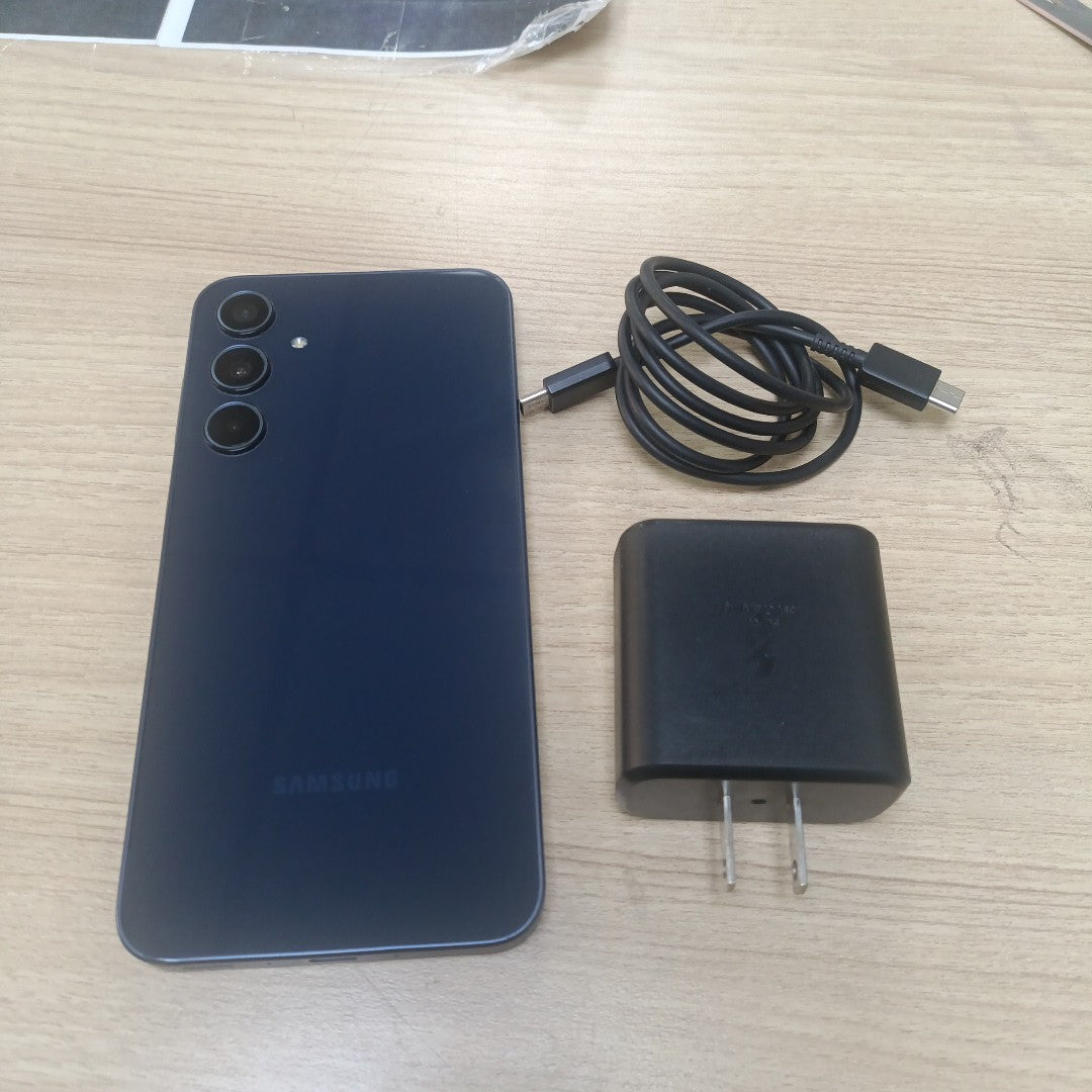 CELULAR SAMSUNG GALAXY A35 5G SM-A356E (2024) 128 GB 6 GB RAM (SEMINUEVO)