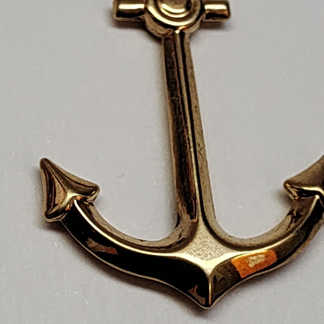 DIJE. ORO. 10 K 1.4 GRMS (SEMINUEVO)