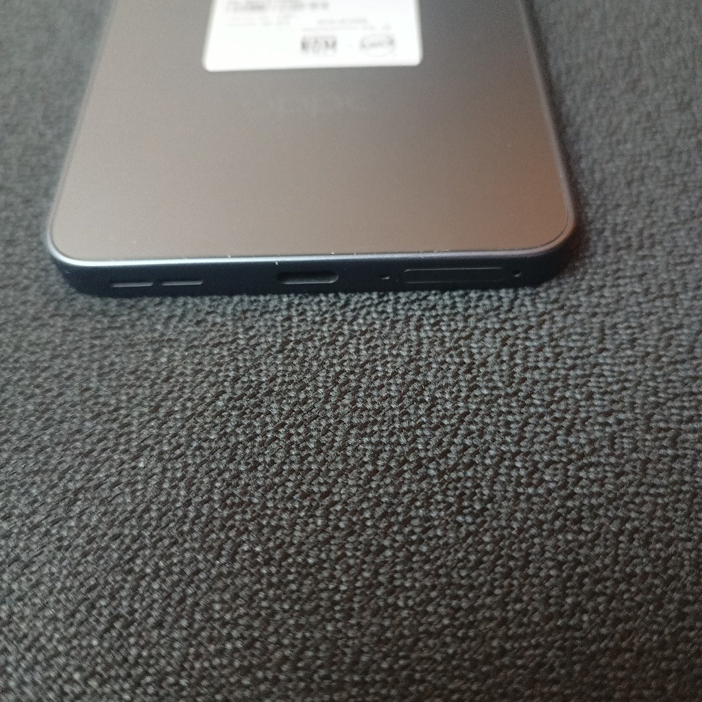 CELULAR OPPO  RENO 13F 5G CPH2699 (2025) 256 GB 12 GB RAM (SEMINUEVO)