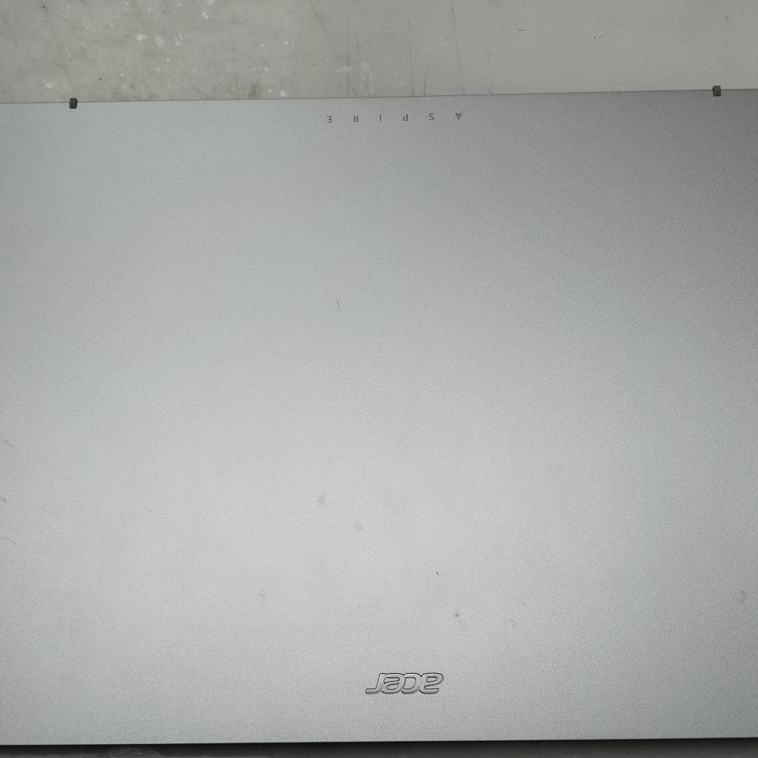 LAPTOP ACER ASPIRE 3 A315-24P-R841 (2023) 512 GB SSD 8 GB RAM (SEMINUEVO)