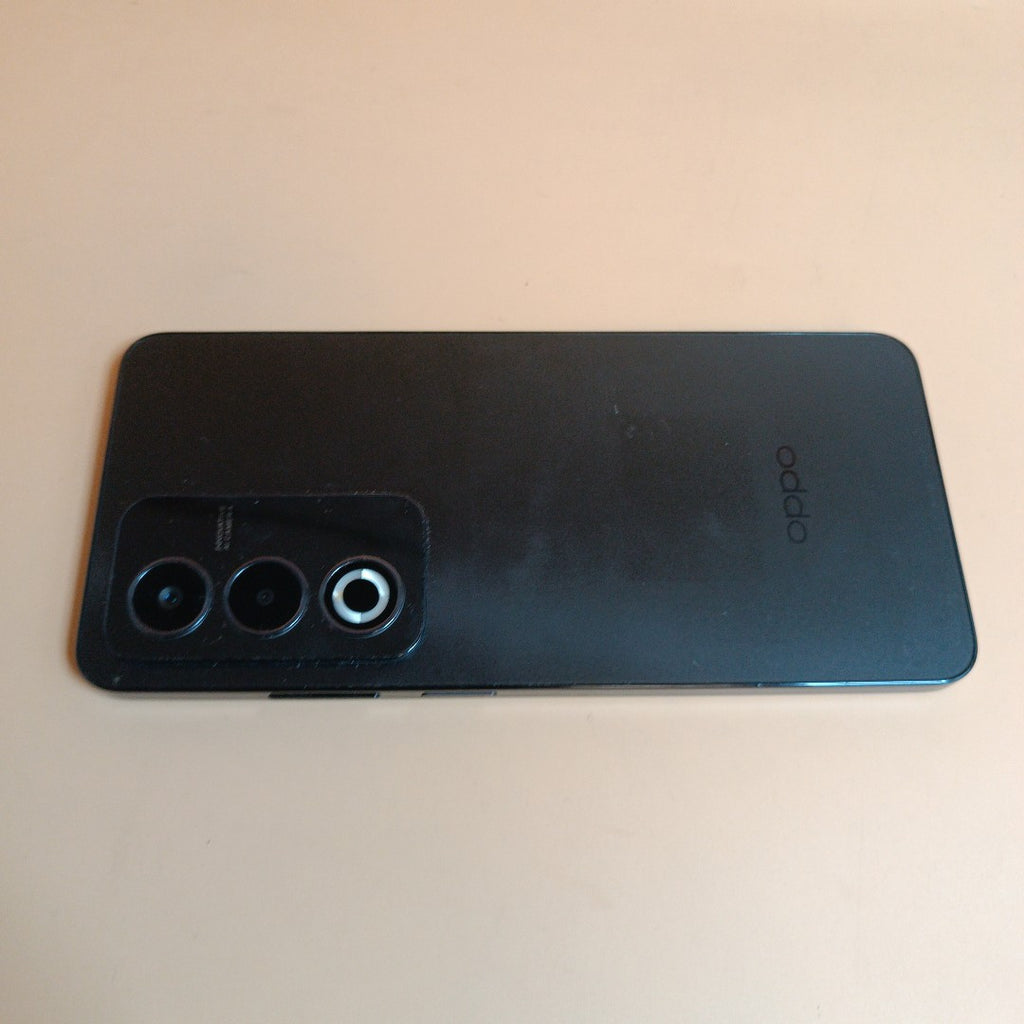 CELULAR OPPO  A80 5G CPH2639 (2024) 256 GB 8 GB RAM (SEMINUEVO)