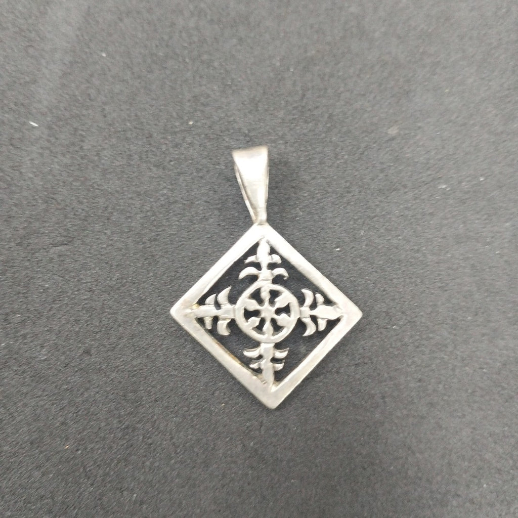 DIJE. PLATA. 27.8 GRMS (SEMINUEVO)