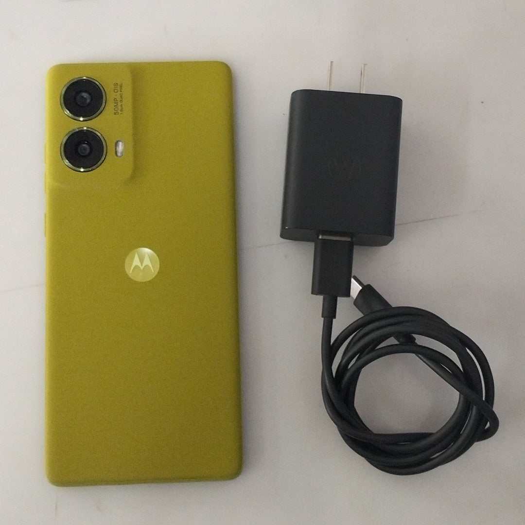 CELULAR MOTOROLA MOTO G85 5G XT2427-1 256 GB 8 GB RAM (SEMINUEVO)