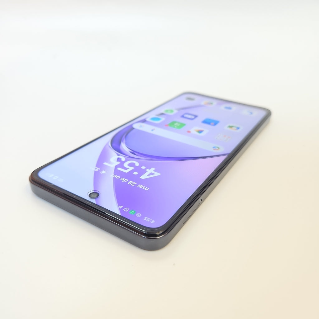 CELULAR OPPO  A80 5G CPH2639 (2024) 256 GB 8 GB RAM (SEMINUEVO)