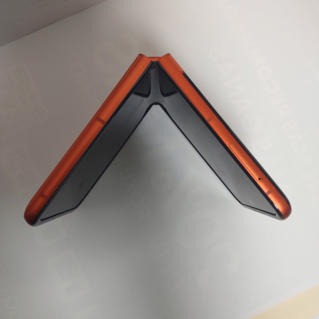 CELULAR MOTOROLA RAZR 50 5G XT2453-1 512 GB 12 GB RAM