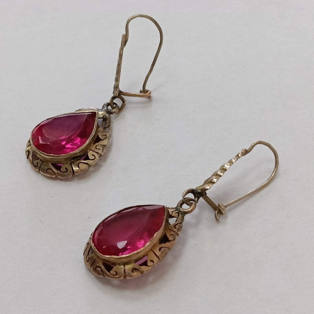 ARETES PAR. ORO. 8 K 4.6 GRMS (SEMINUEVO)