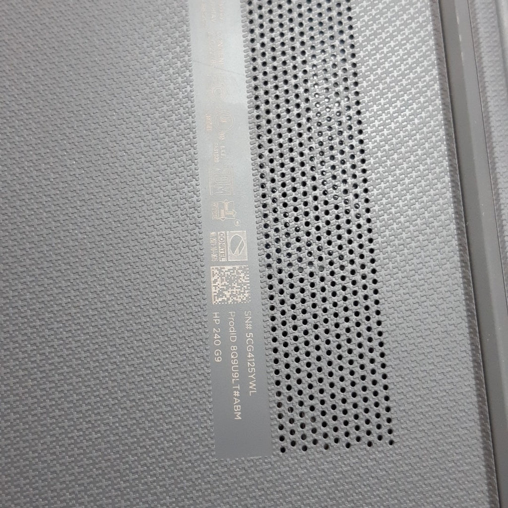 LAPTOP HP 240 G9 (2024) 256 GB SSD 8 GB RAM (SEMINUEVO)