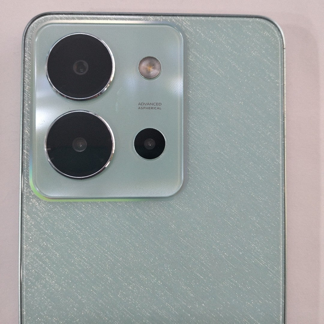 CELULAR VIVO Y36 V2247 128 GB 8 GB RAM (SEMINUEVO)