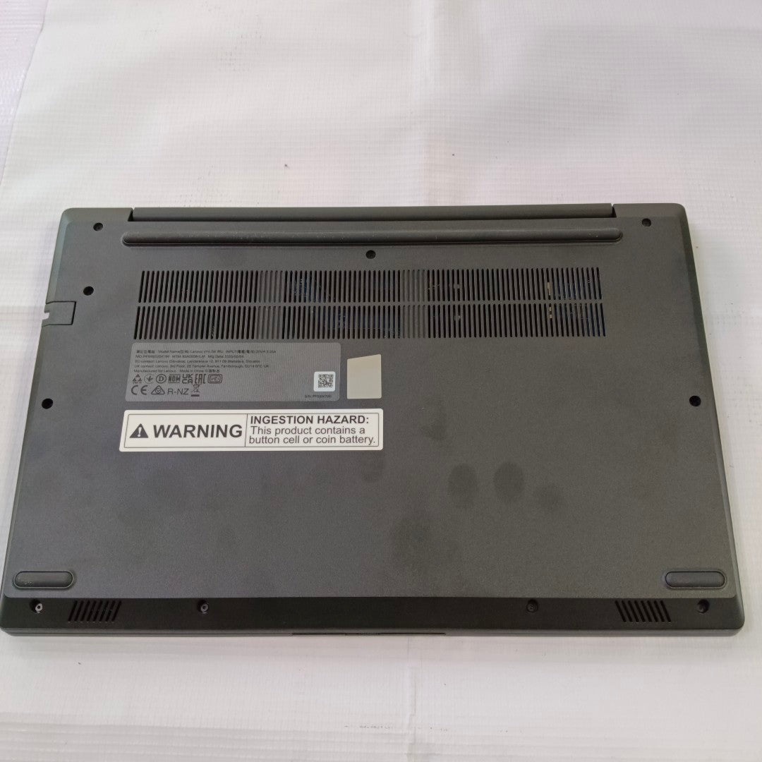 LAPTOP LENOVO V14 G4 IRU (2024) 512 GB SSD 16 GB RAM (SEMINUEVO)