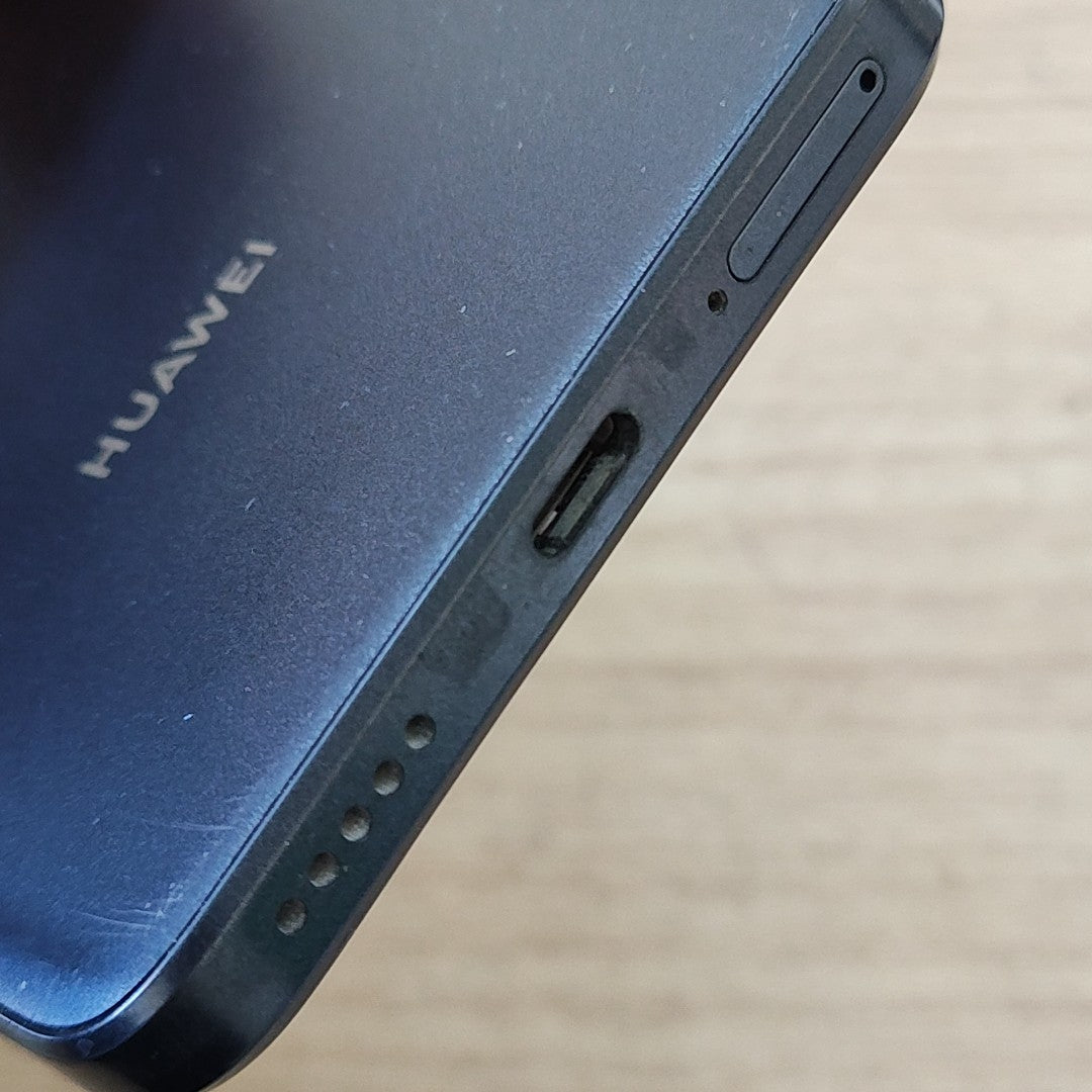 CELULAR HUAWEI NOVA 12I CTR-L81 (2024) 128 GB 8 GB RAM (SEMINUEVO)