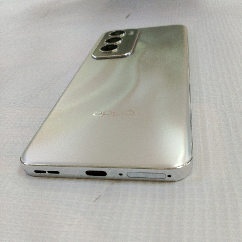 CELULAR OPPO   RENO12 5G CPH2625 (2024) 512 GB 12 GB RAM (SEMINUEVO)