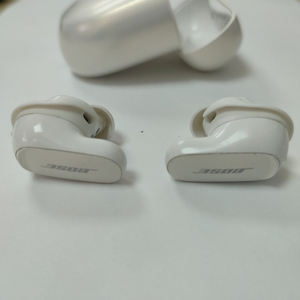 AUDIFONOS BOSE QUIETCOMFORT ULTRA INALAMBRICO IN EAR (SEMINUEVO)