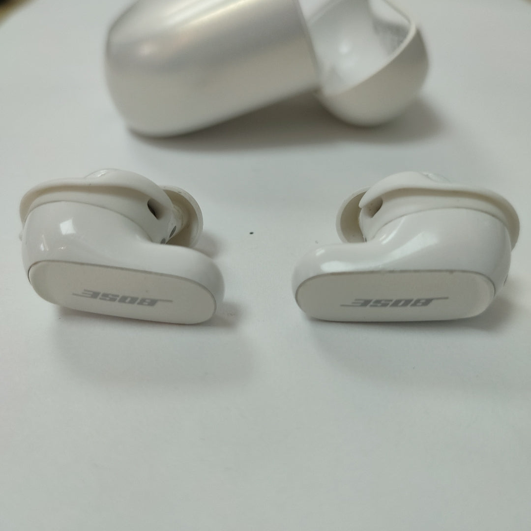 AUDIFONOS BOSE QUIETCOMFORT ULTRA INALAMBRICO IN EAR (SEMINUEVO)
