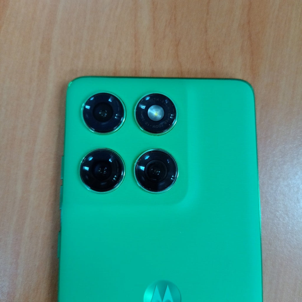 CELULAR MOTOROLA EDGE 60 XT2505-3 (2025) 512 GB 12 GB RAM (SEMINUEVO)