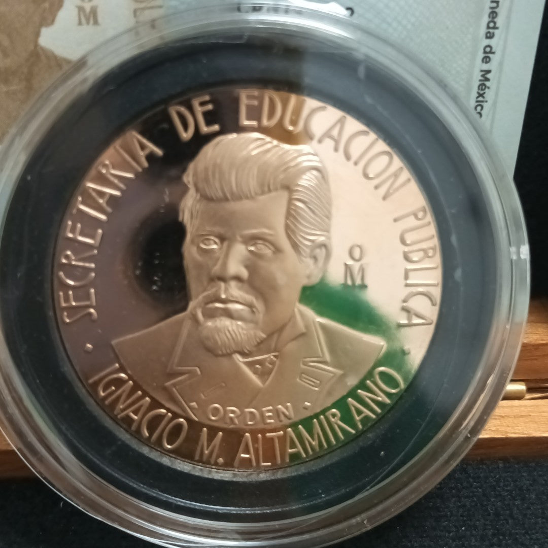 MEDALLA CONMEMORATIVA. ORO. 21 K 42 GRMS (SEMINUEVO)