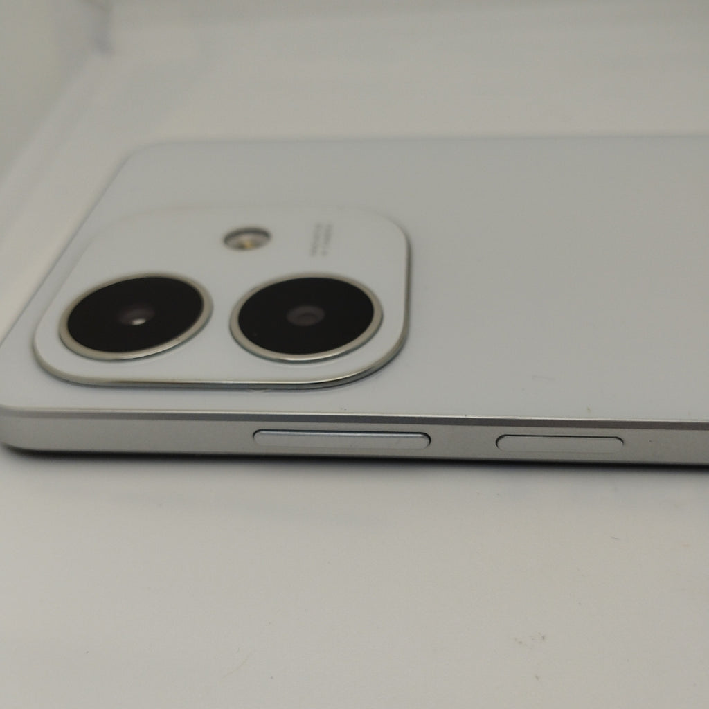 CELULAR OPPO  A60 CPH3669 256 GB 8 GB RAM (SEMINUEVO)