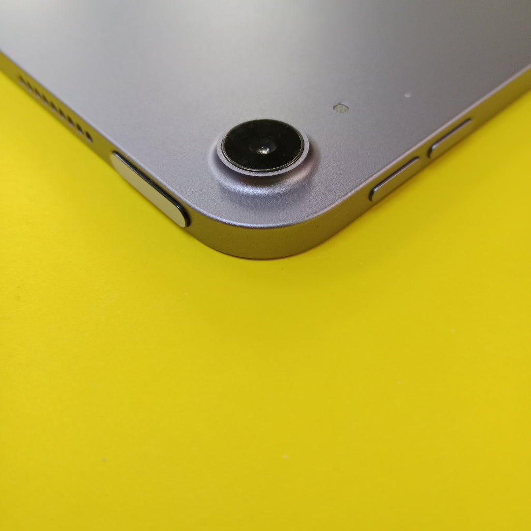 TABLETA APPLE IPAD AIR 5 A2588 64 GB 8 GB RAM (SEMINUEVO)