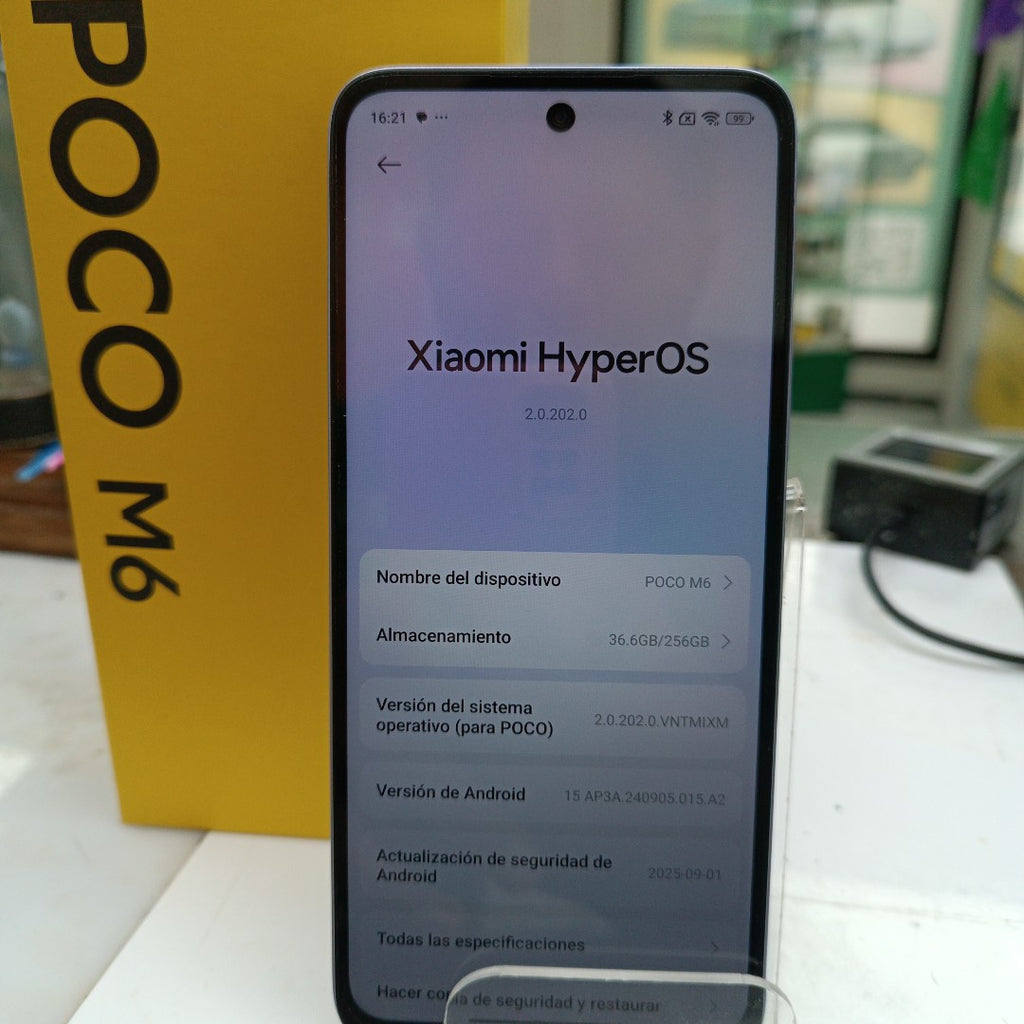 CELULAR XIAOMI POCO M6 2404APC5FG (2023) 256 GB 8 GB RAM (SEMINUEVO)