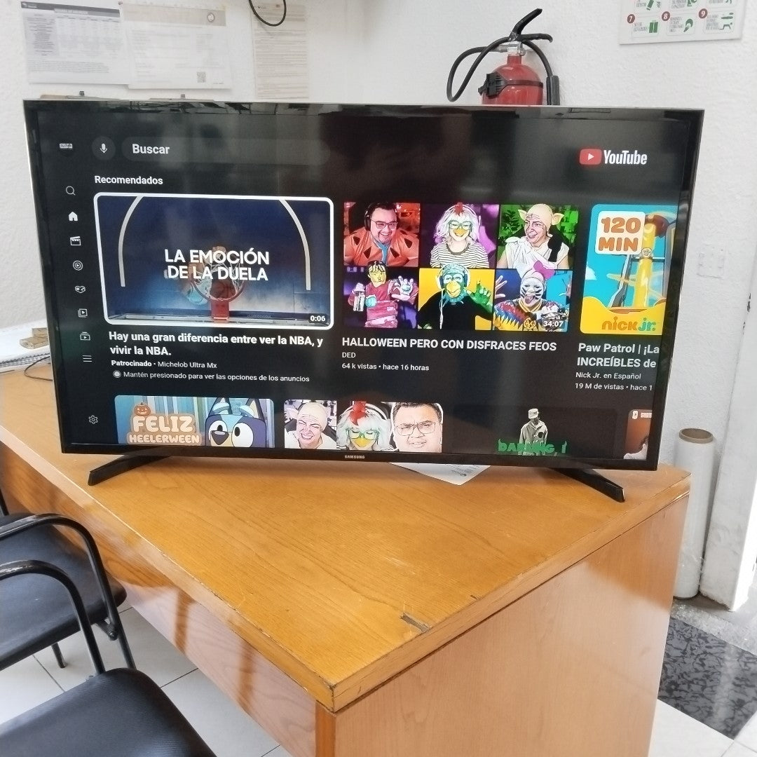 PANTALLA SAMSUNG UN40N5200AF (2022) 40" LED FULL HD (SEMINUEVO)