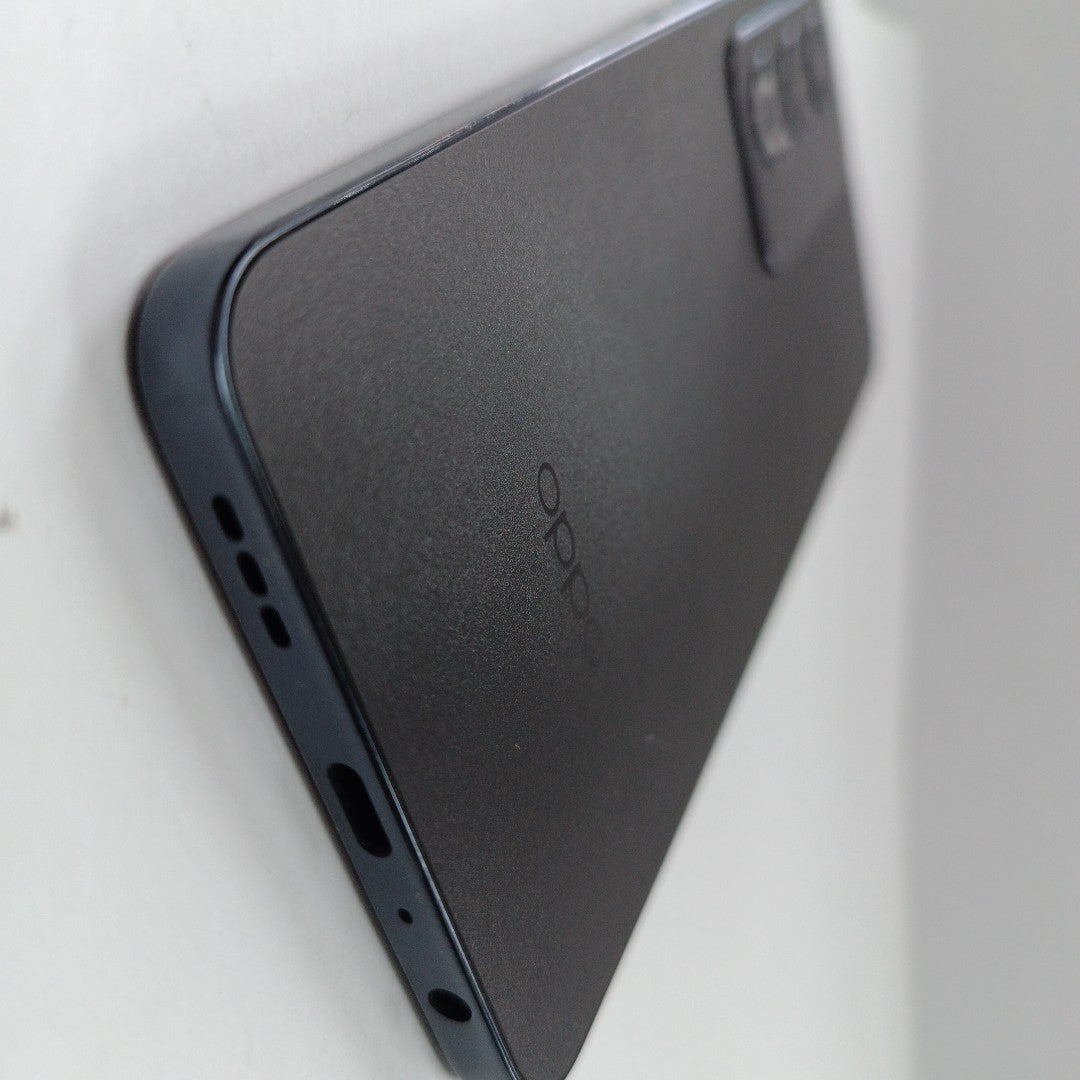 CELULAR OPPO  A80 5G CPH2639 (2024) 256 GB 8 GB RAM (SEMINUEVO)