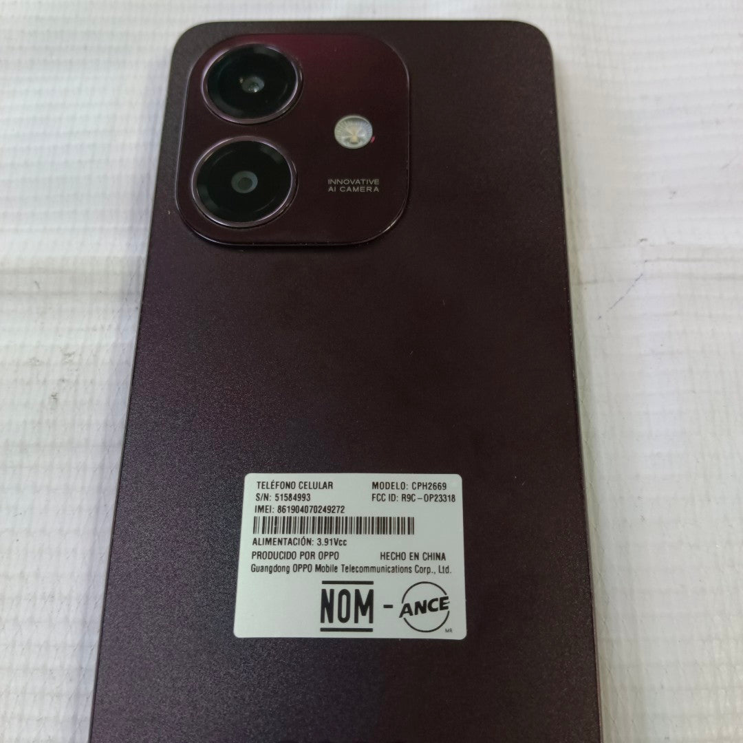 CELULAR OPPO  A40 CPH2669 (2024) 256 GB 4 GB RAM (SEMINUEVO)
