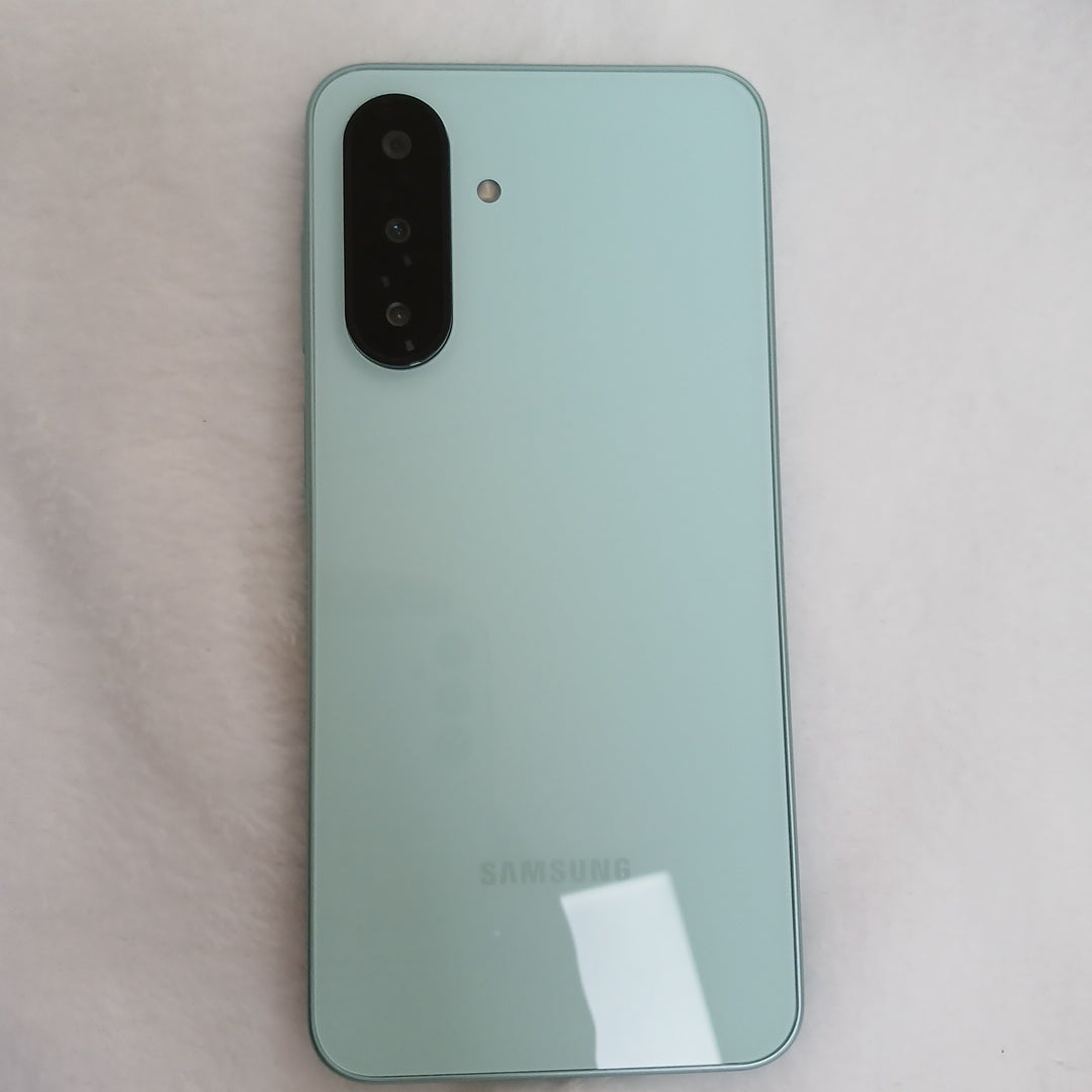 CELULAR SAMSUNG GALAXY A26 5G SM-A266M (2025) 128 GB 6 GB RAM (SEMINUEVO)