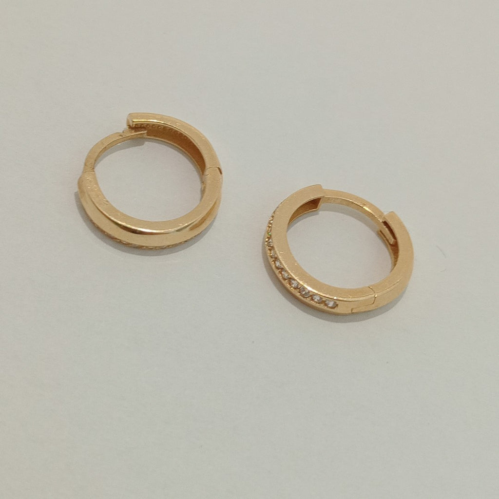 HUGGIES ORO 14K 2.4 (NUEVO)