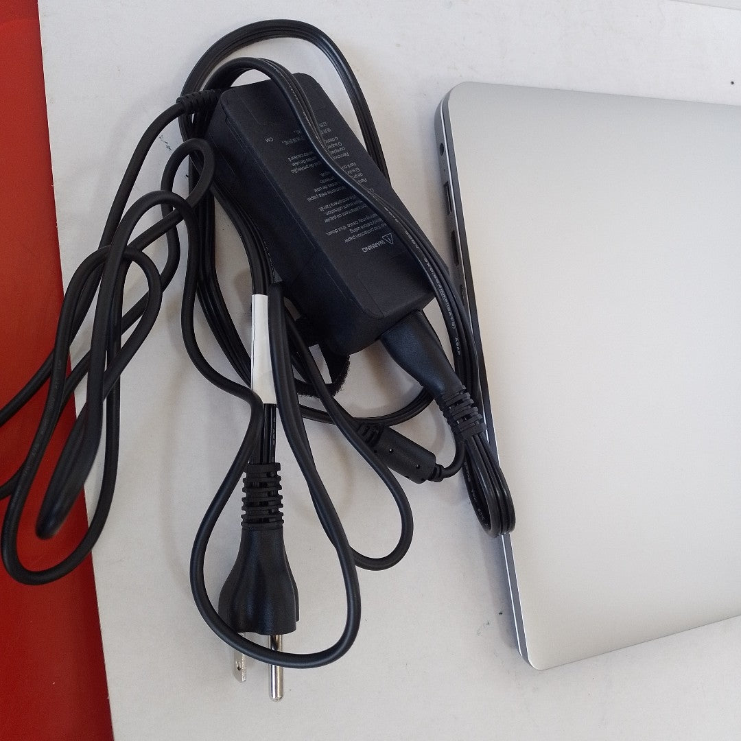 LAPTOP LENOVO IDEAPAD 1 15 IJL7 (2025) 256 GB SSD 8 GB RAM (SEMINUEVO)