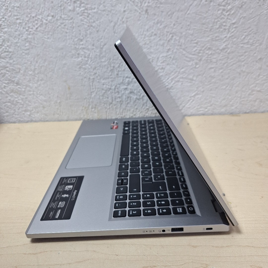 LAPTOP ACER ASPIRE 3 15 N23C3 (2023) 512 GB SSD 8 GB RAM