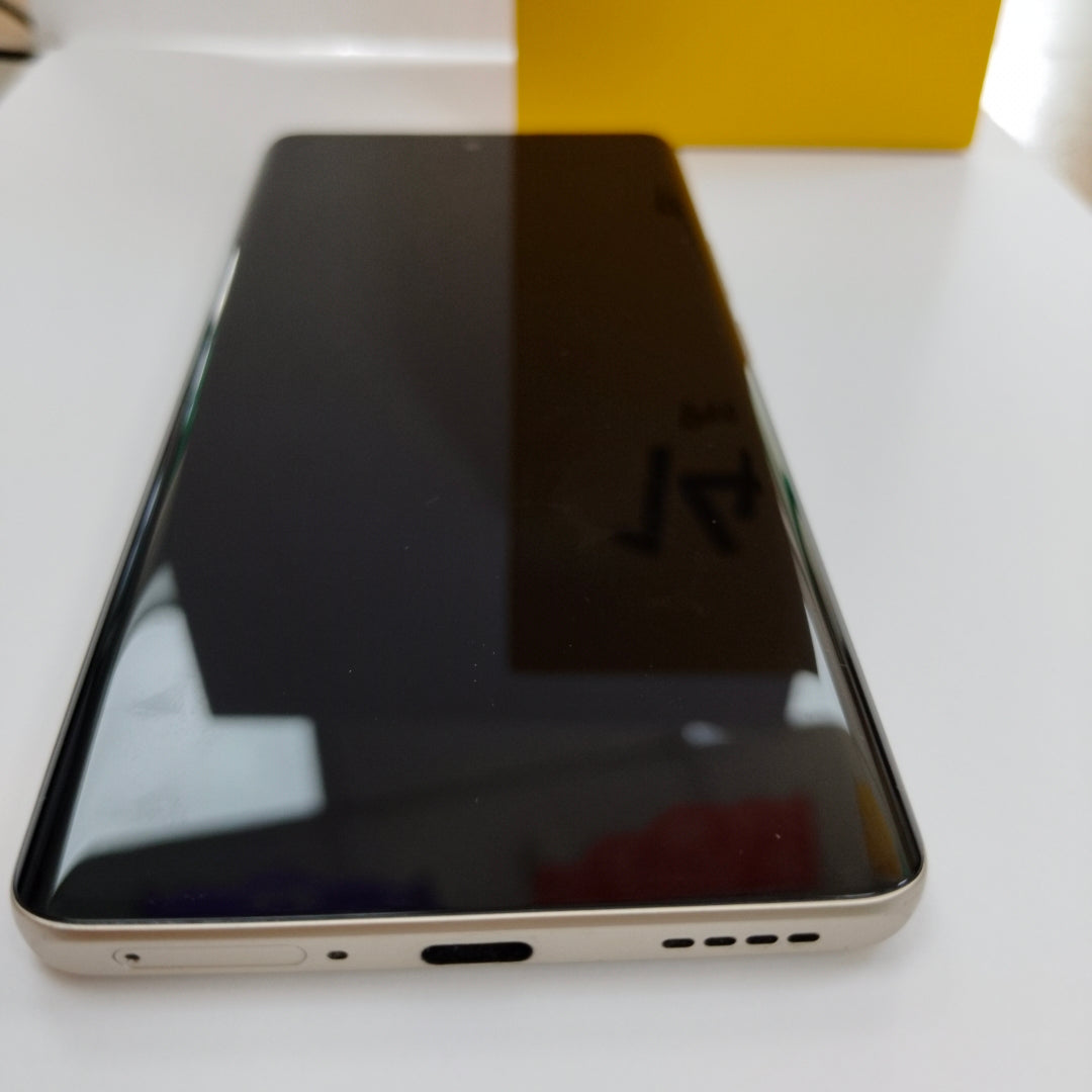 CELULAR REALME 14 PRO 5G RMX5056 (2025) 256 GB 8 GB RAM (SEMINUEVO)